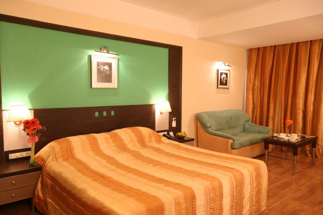 Hotel Miramar ดามัน ภายนอก รูปภาพ